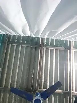 hotbaby_5 on StripChat