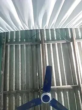 hotbaby_5 on StripChat