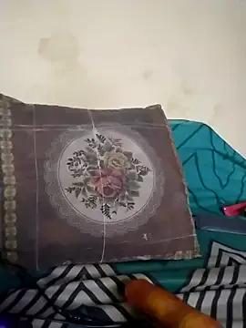 Hotcherryyyy on StripChat