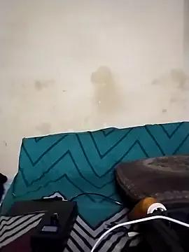 Hotcherryyyy on StripChat