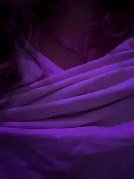 HottieBobi on StripChat