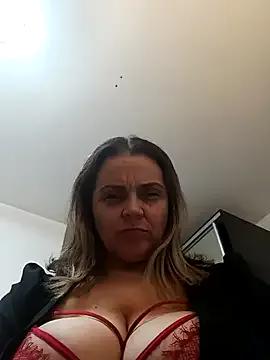 hugebobbs on StripChat