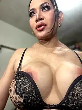 HugeKatarinaTS on StripChat