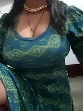 husa_Malikaa on StripChat