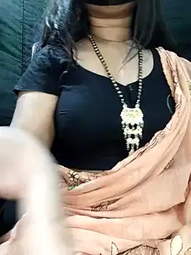 Idhika-Paul on StripChat