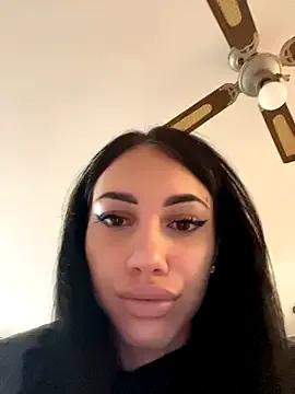 ilariea_girl on StripChat