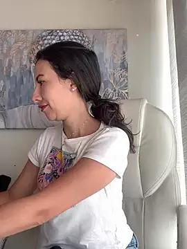 im_lorein on StripChat