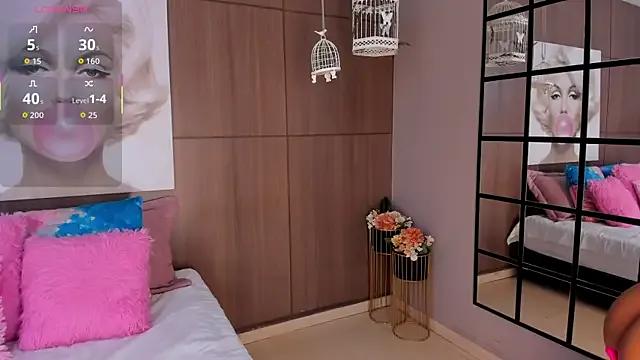 ImaniOkoye on StripChat