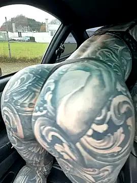 Inked_lorena on StripChat