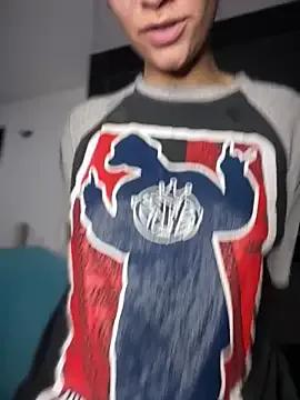 Isabella-Teen on StripChat