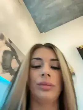 IsabellaEtthan on StripChat