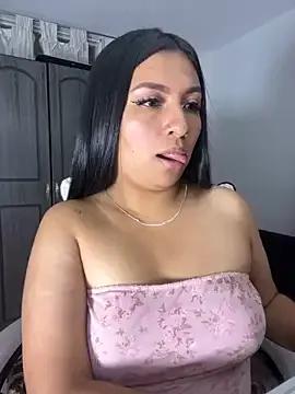 Issa_Santana on StripChat