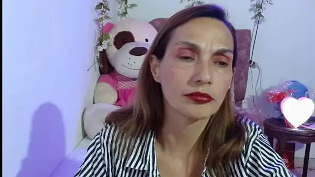 italagomez_ on StripChat