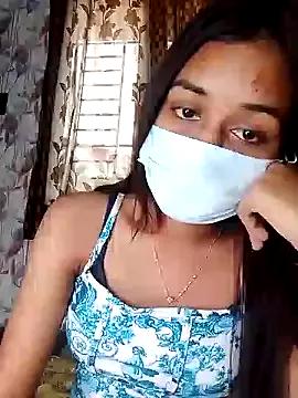 its_sophiaa on StripChat