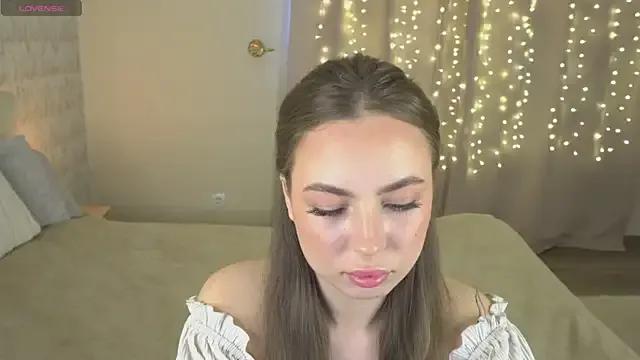 JackieMoonn on StripChat