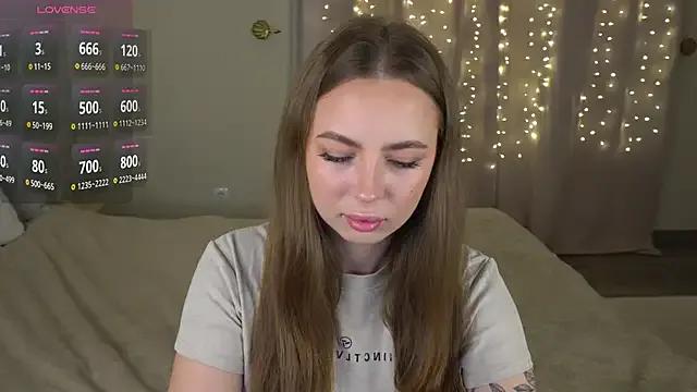 JackieMoonn on StripChat