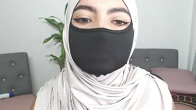 jade_nassar on StripChat