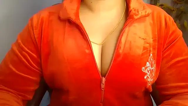 Jasleen_Kudii on StripChat