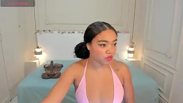 JasmineRose7 on StripChat