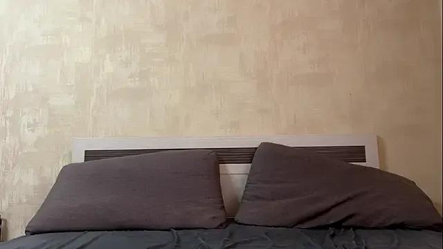 jenyhereforyou on StripChat