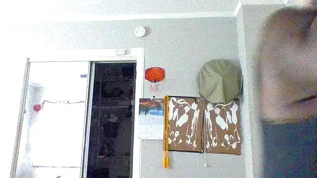 JezOne555 on StripChat