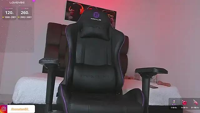 jhotta_fox on StripChat