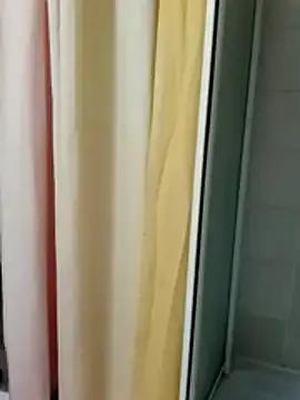 JOHANNA9MOI02 on StripChat