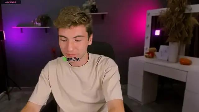 joseph_bear_ on StripChat