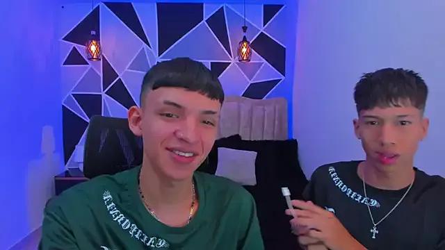 Juan_Nd_Steven on StripChat