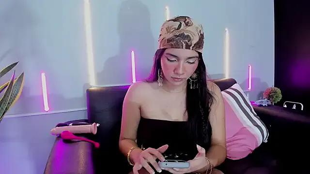 Jules_Angel on StripChat