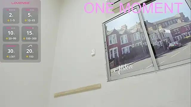 julieta_flower on StripChat