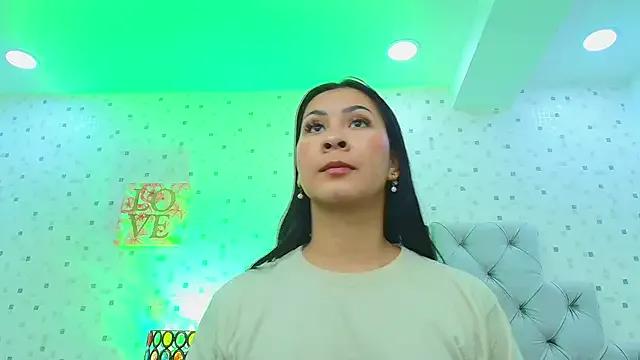 JulietaReyess on StripChat