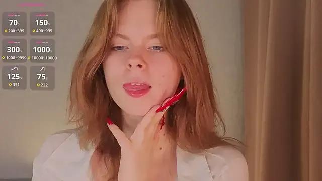 JulietteRain on StripChat