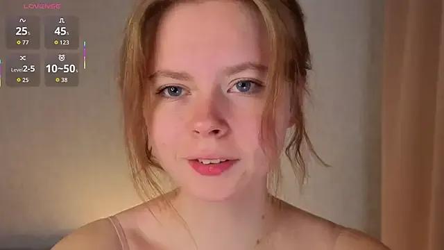 JulietteRain on StripChat