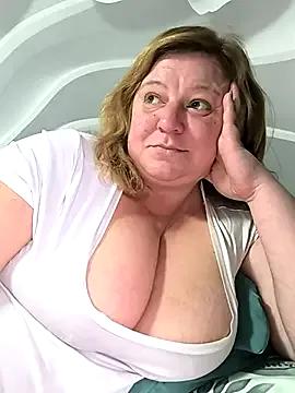 jusichka on StripChat