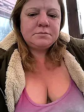 jusichka on StripChat