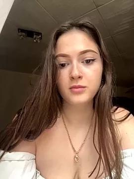 Kamilla_Loop on StripChat