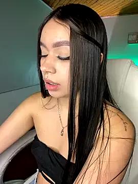 Karina16_pink on StripChat