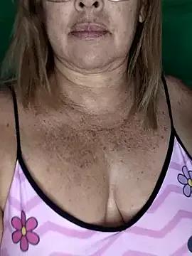 Kasandra_Ho on StripChat