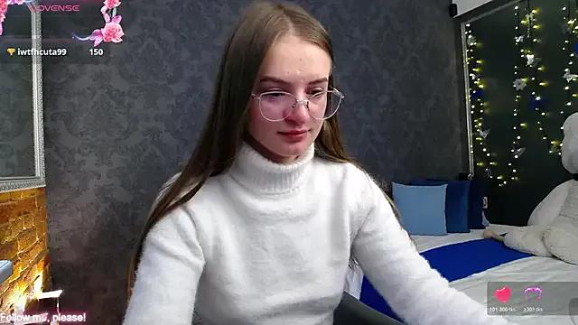 KateJonson on StripChat