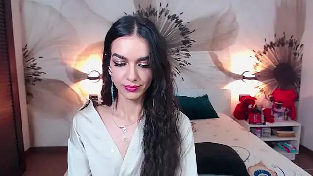 KatherineBisou on StripChat