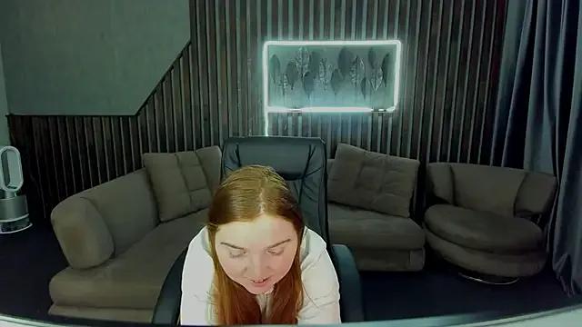 KattyRose8 on StripChat