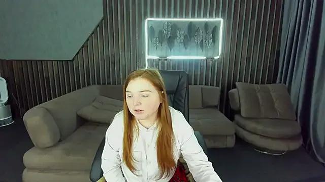 KattyRose8 on StripChat