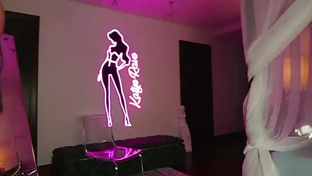 Katyerave on StripChat