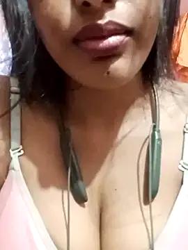 kaviyaponnu0987 on StripChat