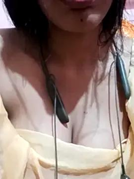 kaviyaponnu0987 on StripChat