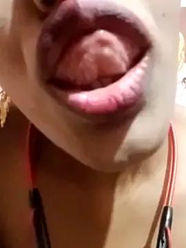 kaviyaponnu0987 on StripChat