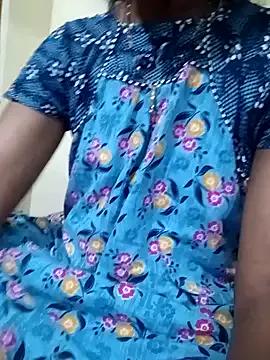 Kavya5500 on StripChat