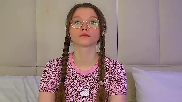 KeiraAsti — Freechat on StripChat