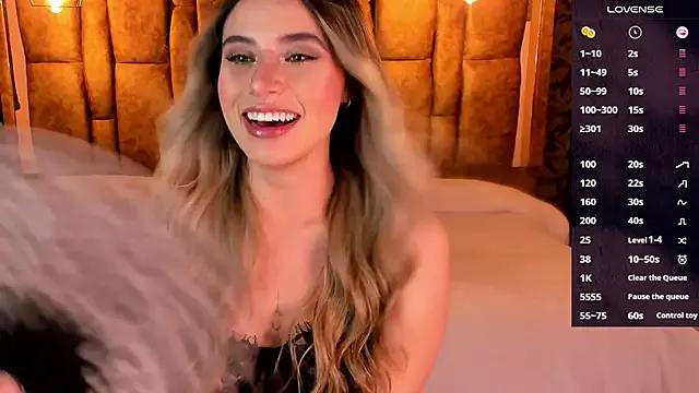 KiaraCarter on StripChat